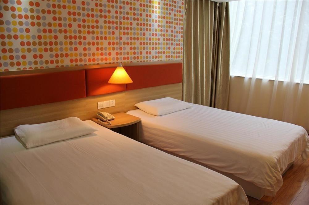 Home Inn Chengdu Kuanzhai Alley New City Square Dış mekan fotoğraf