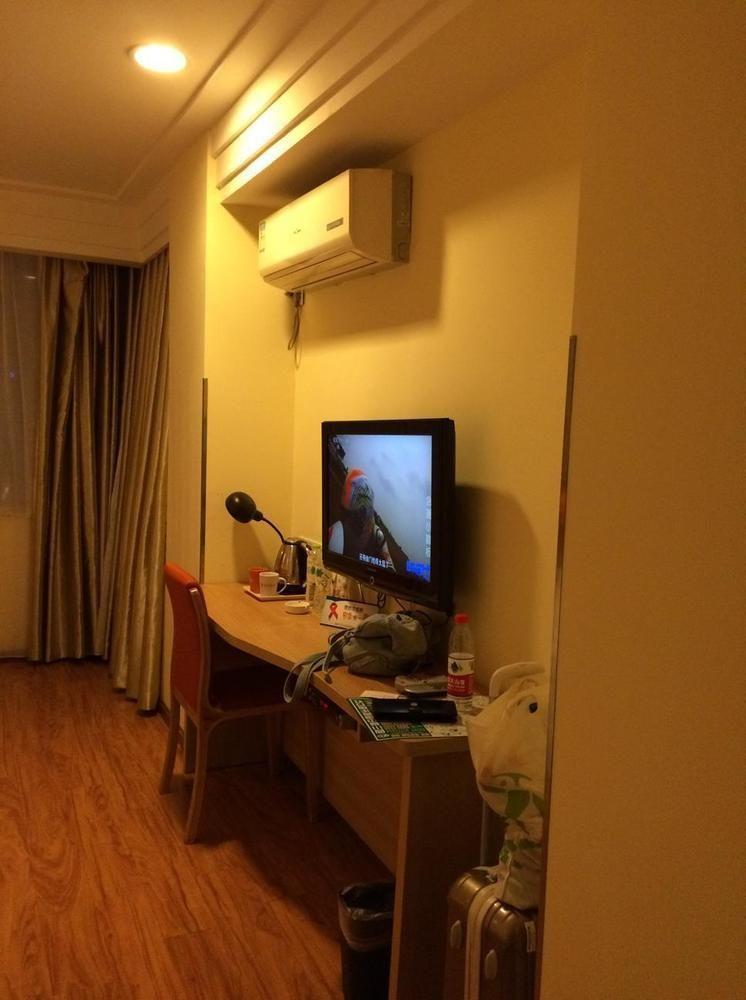 Home Inn Chengdu Kuanzhai Alley New City Square Dış mekan fotoğraf