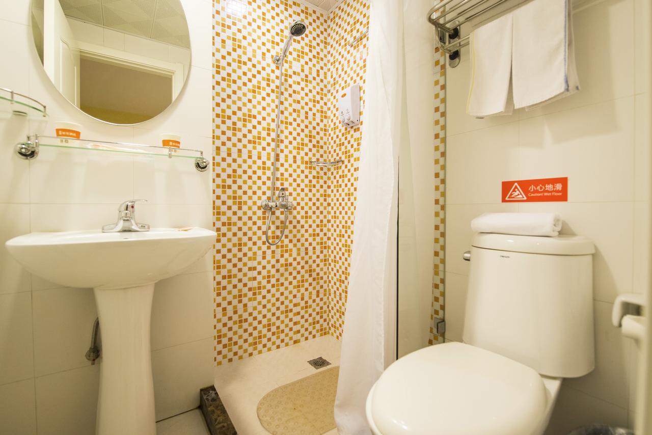 Home Inn Chengdu Kuanzhai Alley New City Square Dış mekan fotoğraf